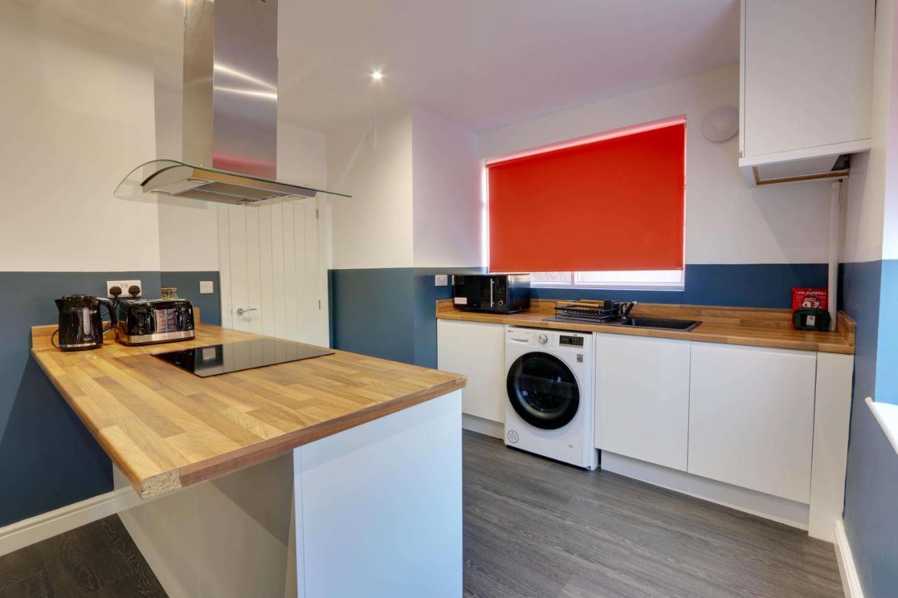 #Upmarket, Exceptional 4 Bed House, With Free Parking, Close To Amenities And Supermarkets เชฟฟิลด์ ภายนอก รูปภาพ